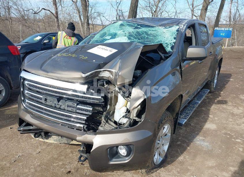 Photo 2 of 2015 Gmc Canyon SLE (VIN 1GTG6BE36F1156865)