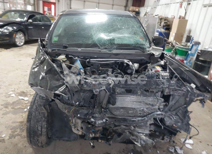 Photo 12 of 2016 Gmc Canyon SLE (VIN 1GTG6CE31G1390466)