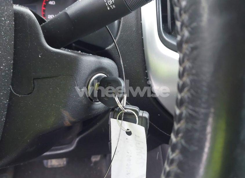 Photo 11 of 2016 Gmc Canyon SLE (VIN 1GTG6CE32G1135910)