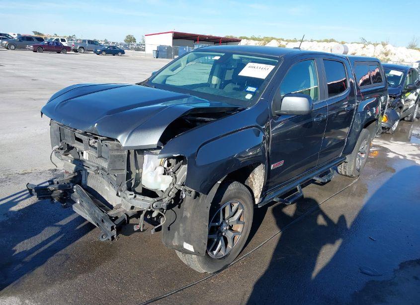 Photo 2 of 2016 Gmc Canyon SLE (VIN 1GTG6CE33G1112703)