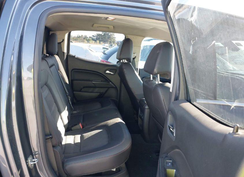 Photo 8 of 2016 Gmc Canyon SLE (VIN 1GTG6CE33G1112703)