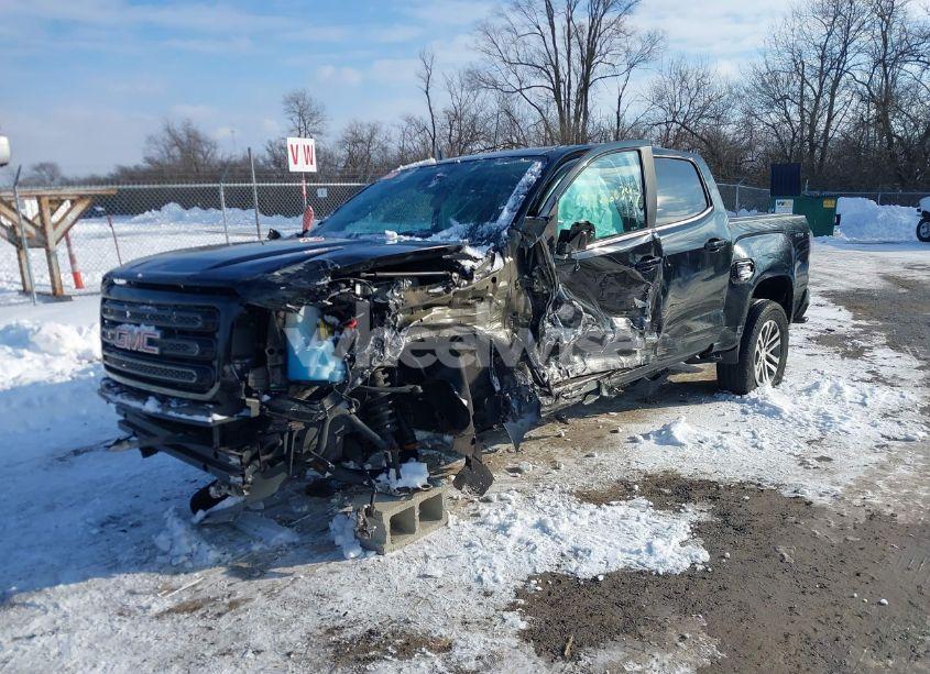 Photo 2 of 2016 Gmc Canyon SLE (VIN 1GTG6CE36G1112582)