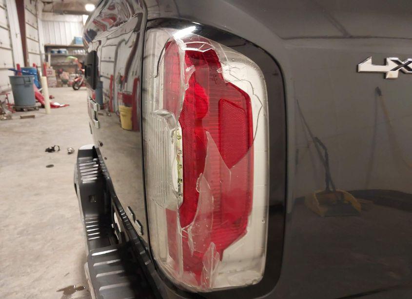 Photo 20 of 2016 Gmc Canyon SLE (VIN 1GTG6CE36G1383514)