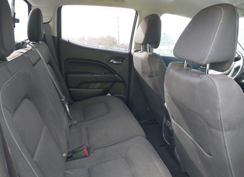 Photo 8 of 2018 Gmc Canyon SLE (VIN 1GTG6CEN7J1248504)