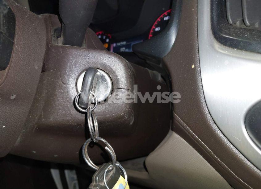 Photo 11 of 2016 Gmc Canyon SLT (VIN 1GTG6DE31G1284833)