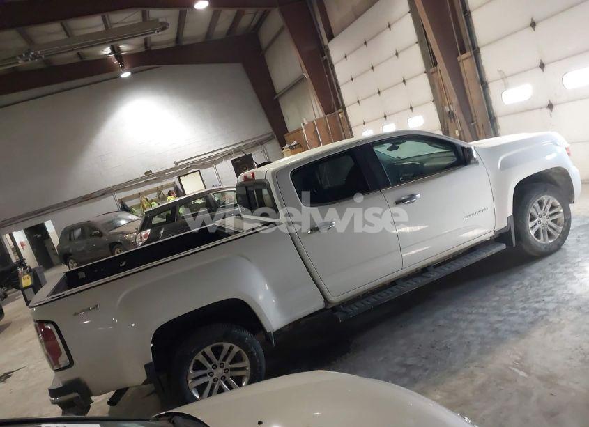Photo 4 of 2016 Gmc Canyon SLT (VIN 1GTG6DE31G1284833)
