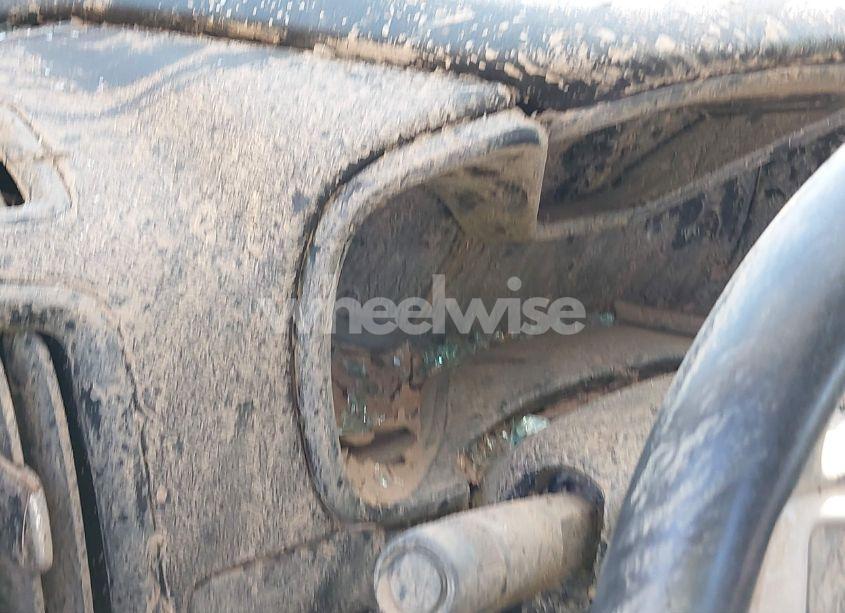 Photo 15 of 2016 Gmc Canyon SLT (VIN 1GTG6DE32G1367753)