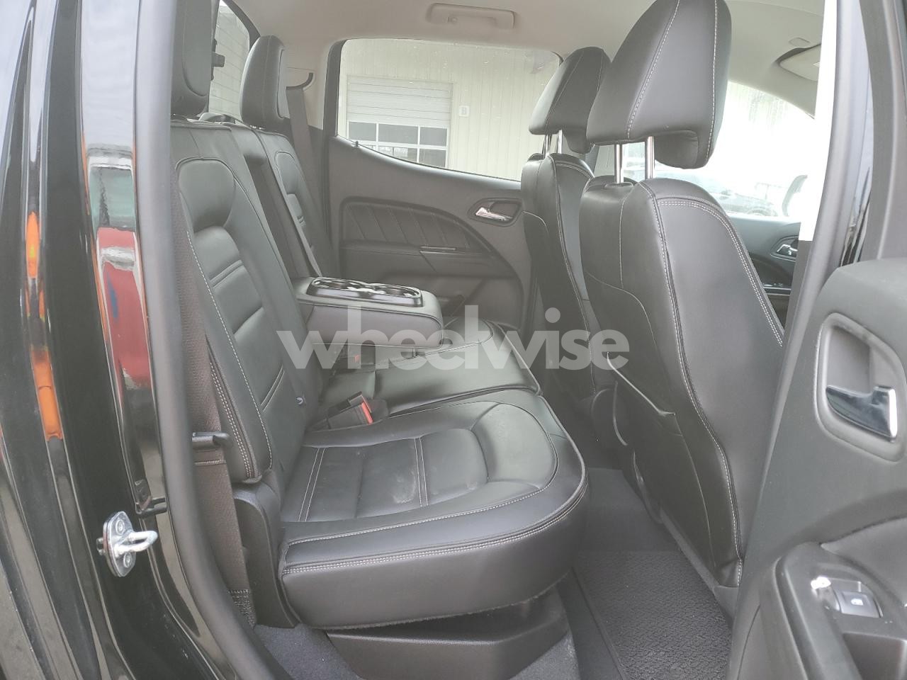 Photo 10 of 2022 GMC CANYON DENALI (VIN 1GTG6EEN3N1134582)