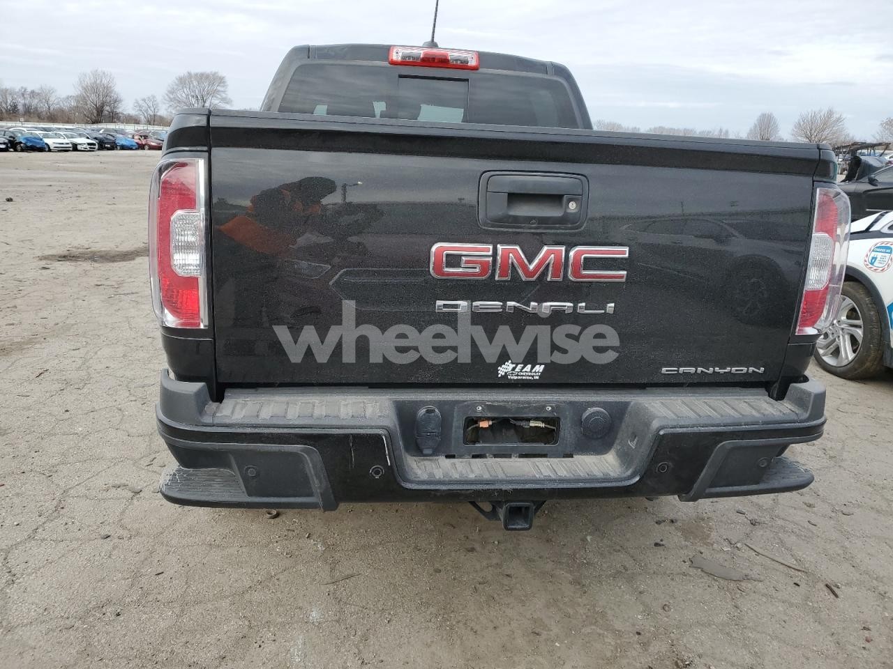 Photo 6 of 2022 GMC CANYON DENALI (VIN 1GTG6EEN3N1134582)