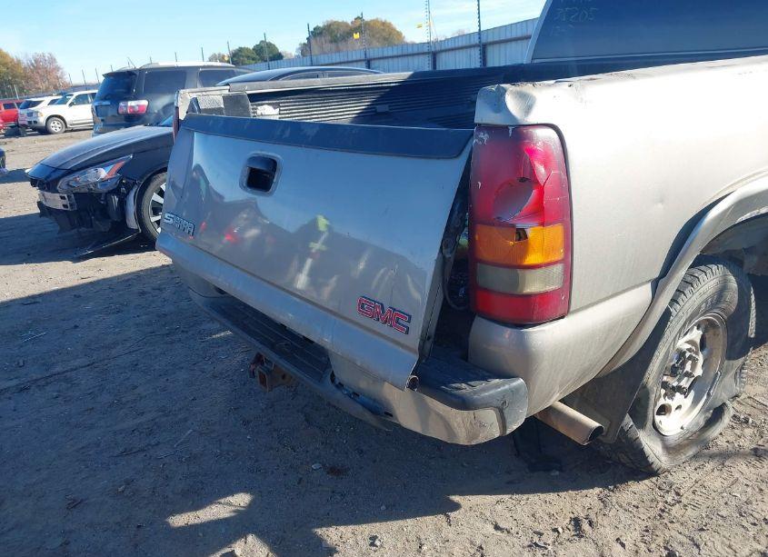 Photo 12 of 2002 Gmc Sierra 1500HD SLE (VIN 1GTGC13UX2F159778)