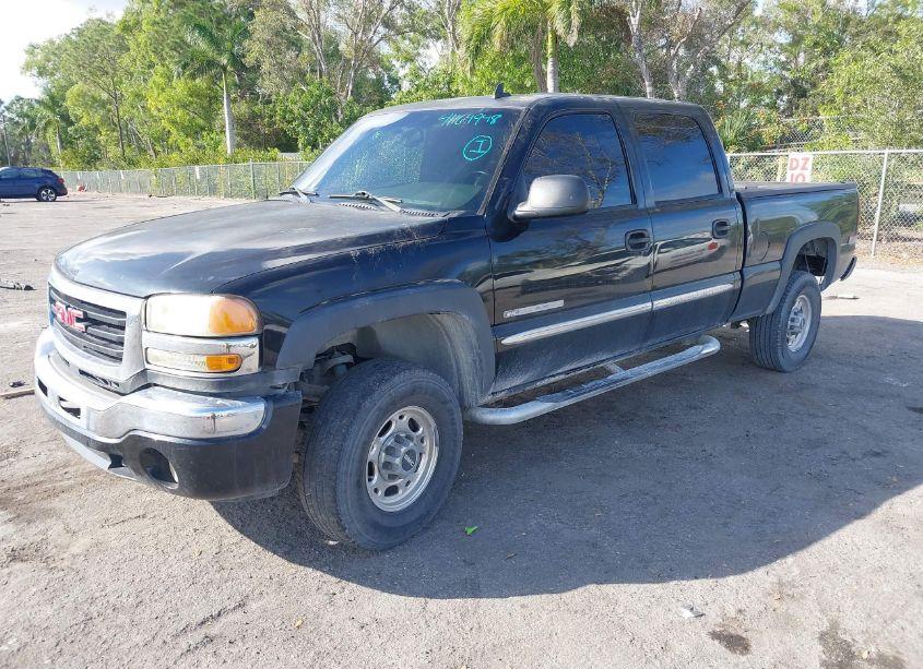 Photo 2 of 2004 Gmc Sierra 2500 SLT (VIN 1GTGC23U04F142481)