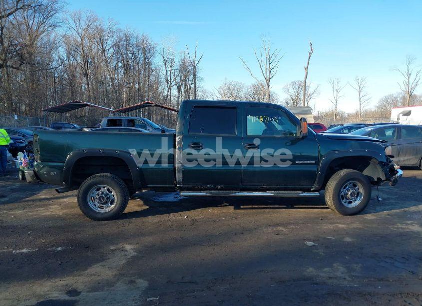Photo 13 of 2004 Gmc Sierra 2500 SLE (VIN 1GTGC23U34F100791)