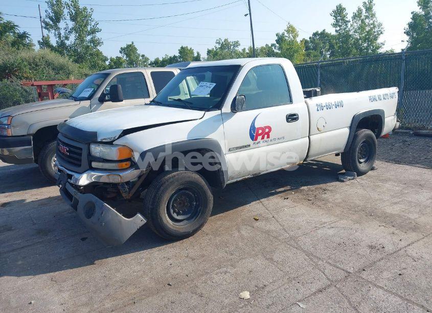 Photo 2 of 2004 Gmc Sierra 2500 WORK TRUCK (VIN 1GTGC24U74Z194008)