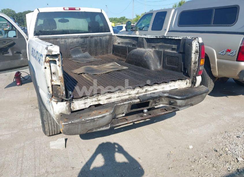 Photo 6 of 2004 Gmc Sierra 2500 WORK TRUCK (VIN 1GTGC24U74Z194008)