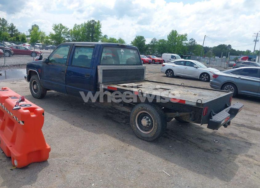 Photo 3 of 2000 Gmc Sierra 3500 CLASSIC SL (VIN 1GTGC33R1YF502154)
