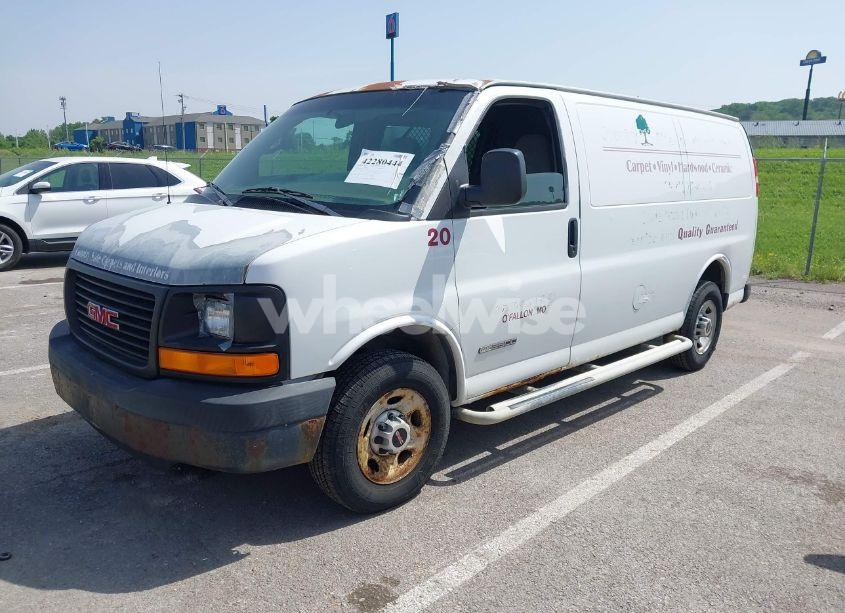 Photo 2 of 2005 Gmc Savana STANDARD (VIN 1GTGG25V151912812)