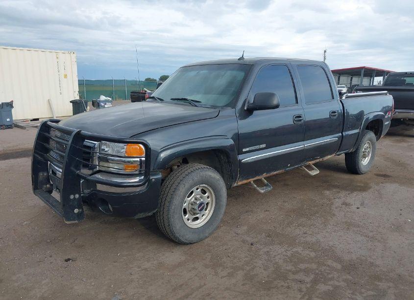 Photo 2 of 2005 Gmc Sierra 1500HD SLT (VIN 1GTGK13U65F953443)