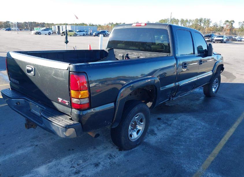 Photo 4 of 2003 Gmc Sierra 1500HD SLT (VIN 1GTGK13UX3F227470)