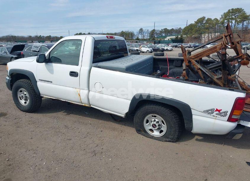 Photo 6 of 2003 Gmc Sierra 2500HD (VIN 1GTGK24U43E312475)