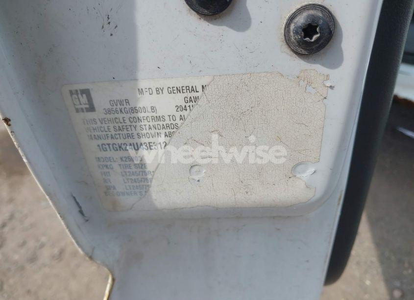 Photo 9 of 2003 Gmc Sierra 2500HD (VIN 1GTGK24U43E312475)