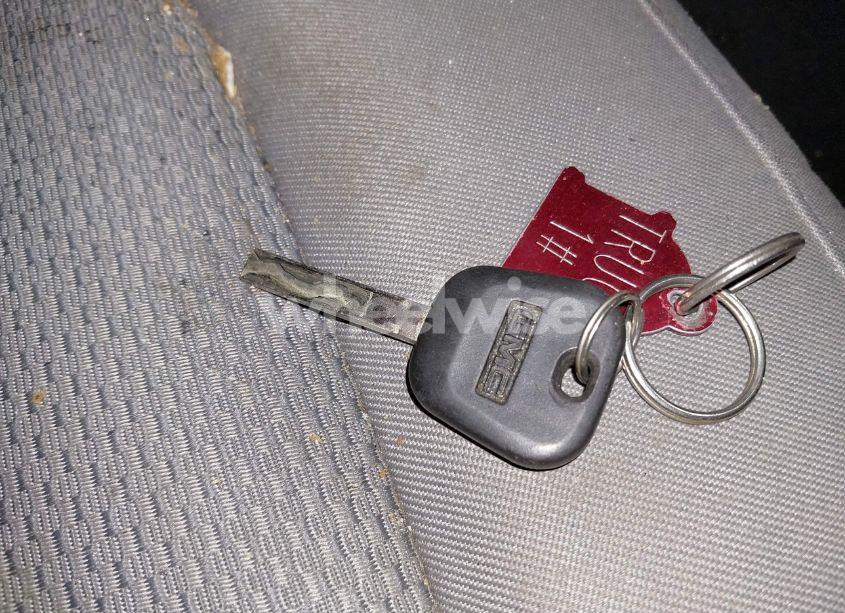 Photo 11 of 2018 Gmc Canyon (VIN 1GTH5BEA2J1131993)