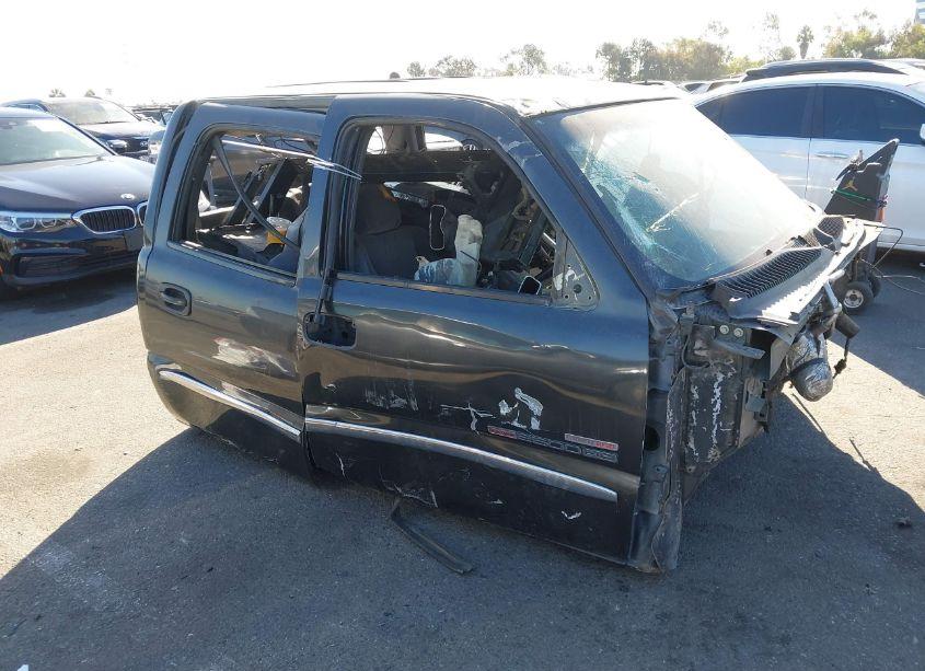 2003 Gmc Sierra 2500HD SLE (VIN 1GTHC23153F189238) main photo