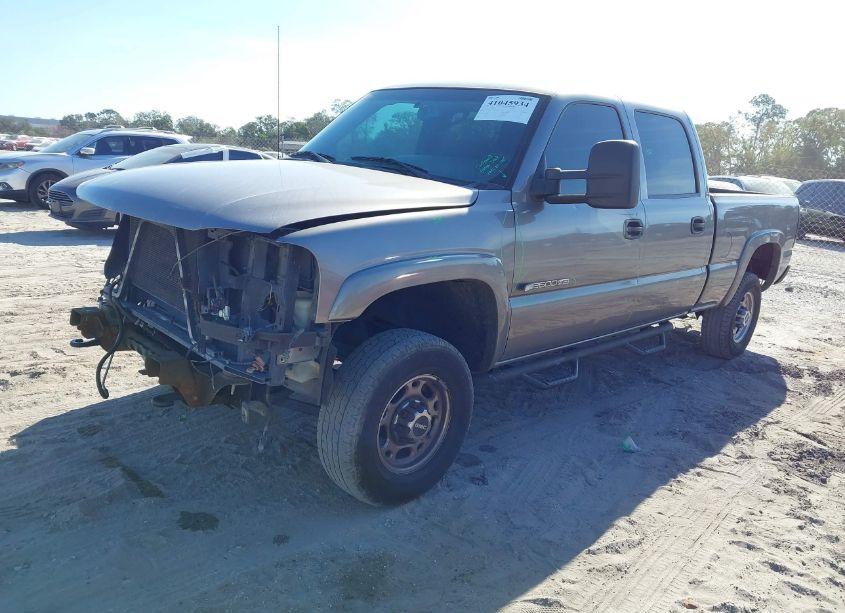 Photo 2 of 2007 Gmc Sierra 2500HD CLASSIC SLE1 (VIN 1GTHC23U17F127240)