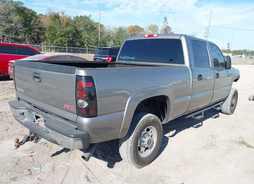 Photo 4 of 2007 Gmc Sierra 2500HD CLASSIC SLE1 (VIN 1GTHC23U17F127240)