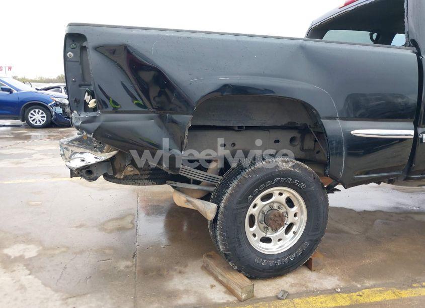 Photo 18 of 2002 Gmc Sierra 2500HD SL (VIN 1GTHC23U72F173793)