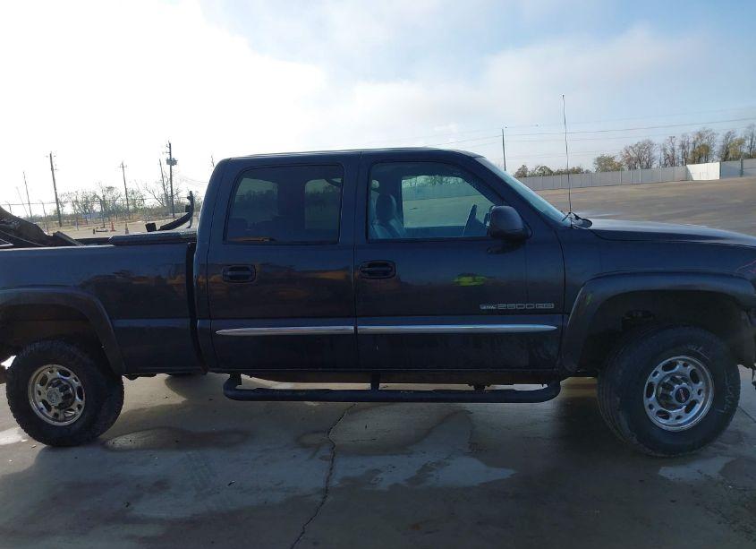 Photo 13 of 2004 Gmc Sierra 2500HD SLE (VIN 1GTHC23U94F116210)