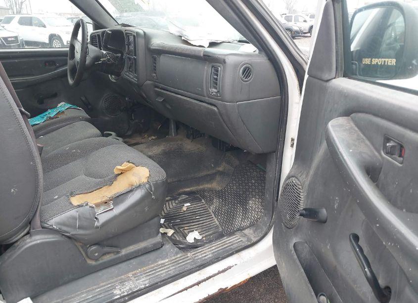 Photo 5 of 2007 Gmc Sierra 2500HD CLASSIC WORK TRUCK (VIN 1GTHC24U77E120345)