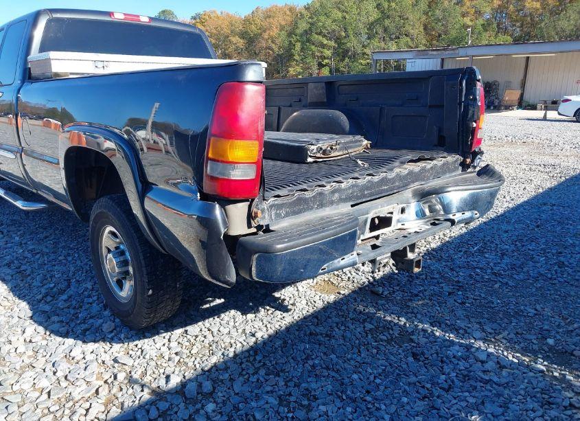 Photo 18 of 2003 Gmc Sierra 2500HD SLE (VIN 1GTHC29173E352968)