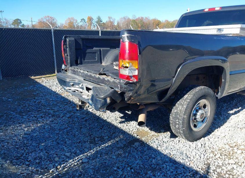 Photo 19 of 2003 Gmc Sierra 2500HD SLE (VIN 1GTHC29173E352968)