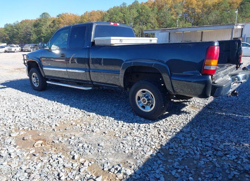 Photo 3 of 2003 Gmc Sierra 2500HD SLE (VIN 1GTHC29173E352968)
