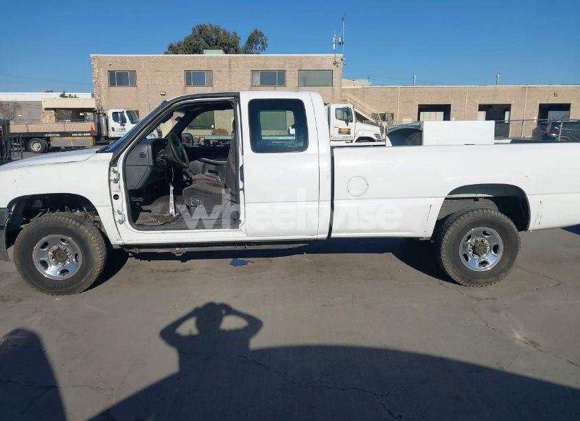 Photo 14 of 2002 Gmc Sierra 2500HD STANDARD (VIN 1GTHC29U02E144116)