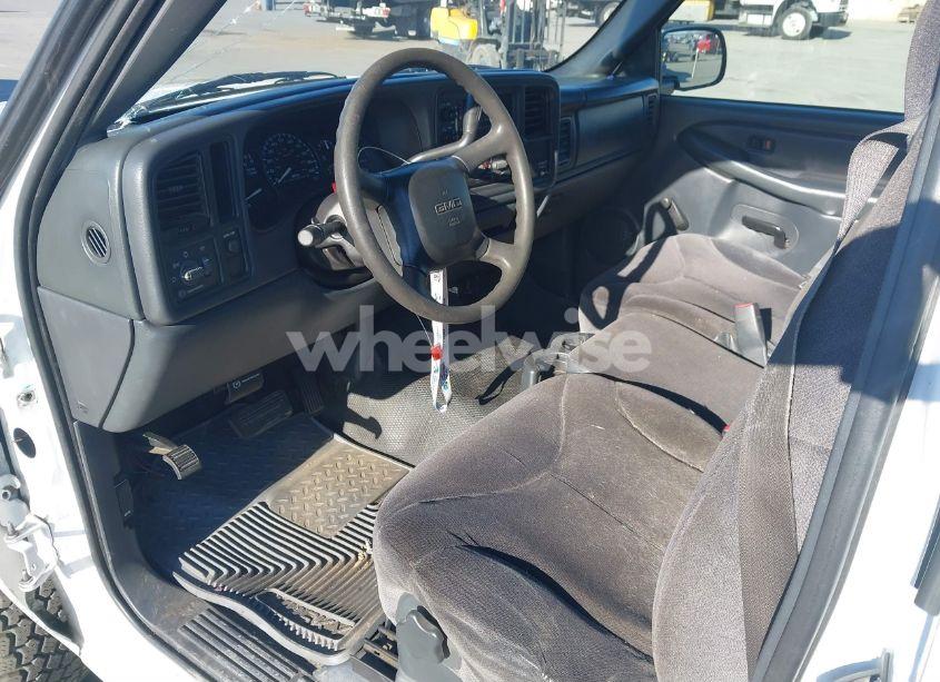 Photo 5 of 2002 Gmc Sierra 2500HD STANDARD (VIN 1GTHC29U02E144116)