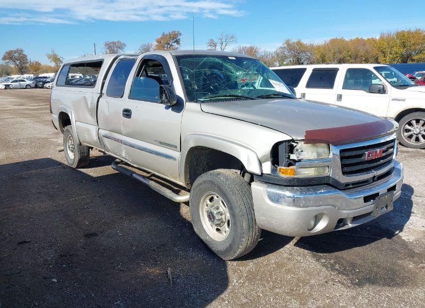 2004 Gmc Sierra 2500HD SLE (VIN 1GTHC29U04E370739) main photo
