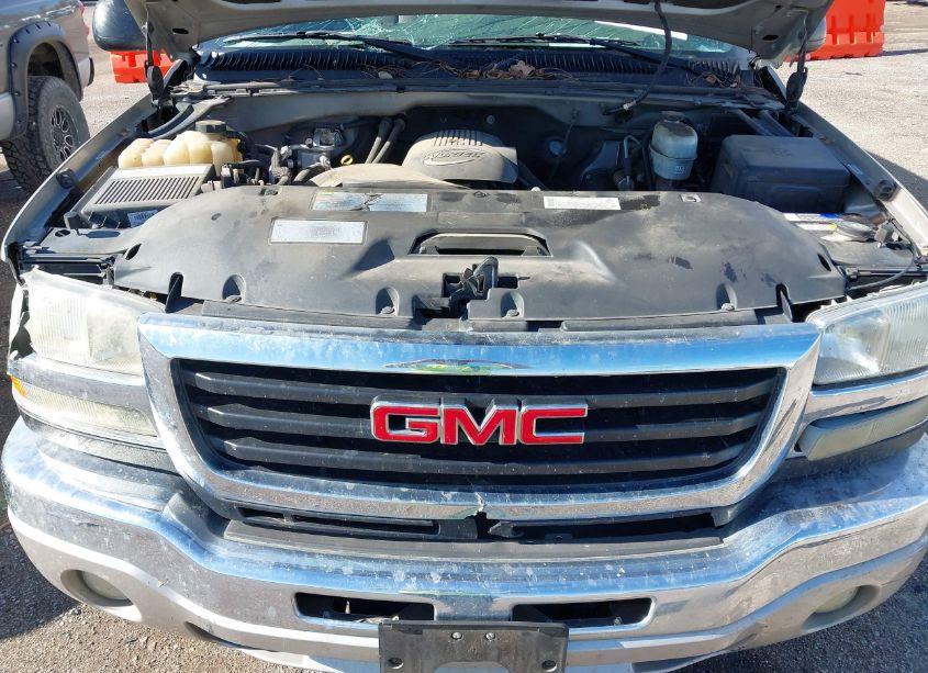 Photo 10 of 2004 Gmc Sierra 2500HD SLE (VIN 1GTHC29U04E370739)