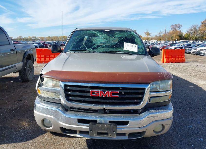 Photo 12 of 2004 Gmc Sierra 2500HD SLE (VIN 1GTHC29U04E370739)