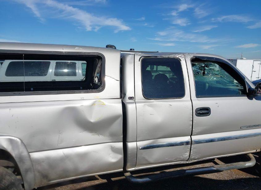 Photo 13 of 2004 Gmc Sierra 2500HD SLE (VIN 1GTHC29U04E370739)