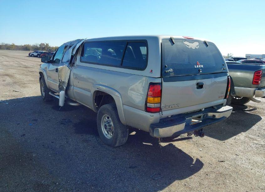 Photo 3 of 2004 Gmc Sierra 2500HD SLE (VIN 1GTHC29U04E370739)