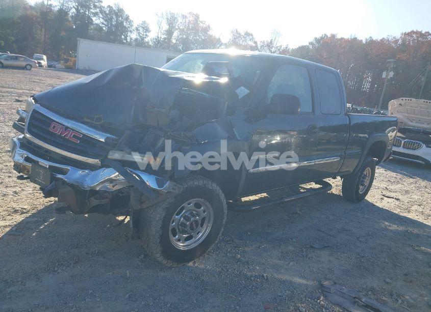 Photo 2 of 2004 Gmc Sierra 2500HD SLE (VIN 1GTHC29U54E358263)