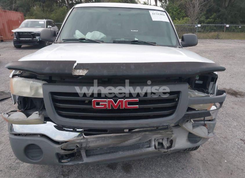 Photo 12 of 2007 Gmc Sierra 2500HD CLASSIC WORK TRUCK (VIN 1GTHC29U77E115168)