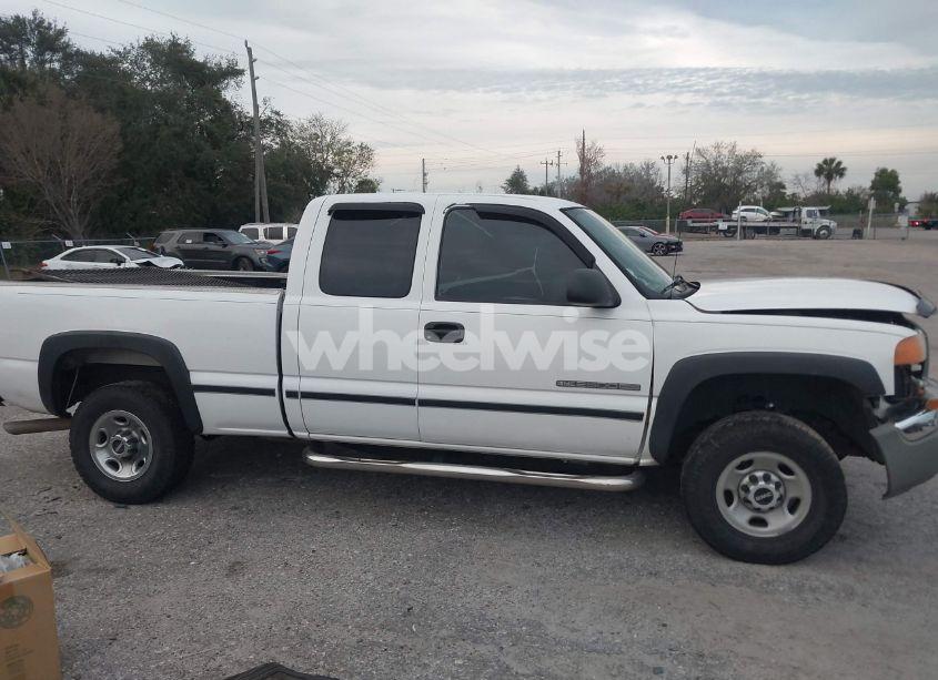 Photo 13 of 2007 Gmc Sierra 2500HD CLASSIC WORK TRUCK (VIN 1GTHC29U77E115168)