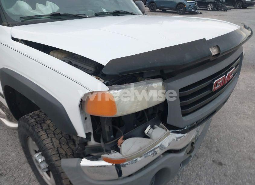 Photo 6 of 2007 Gmc Sierra 2500HD CLASSIC WORK TRUCK (VIN 1GTHC29U77E115168)