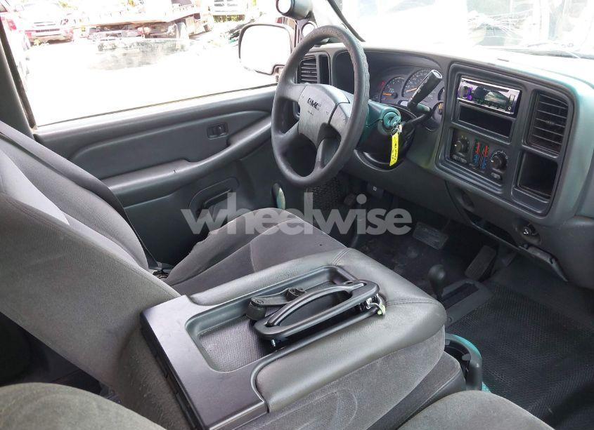 Photo 5 of 2003 Gmc Sierra K2500 HD (VIN 1GTHK23103F130049)