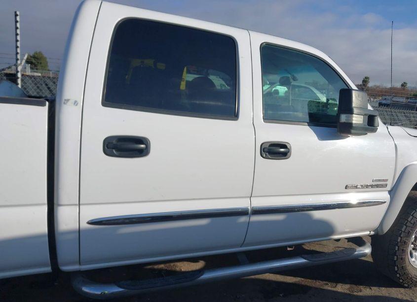 Photo 14 of 2003 Gmc Sierra 2500HD SLE (VIN 1GTHK23153F257007)