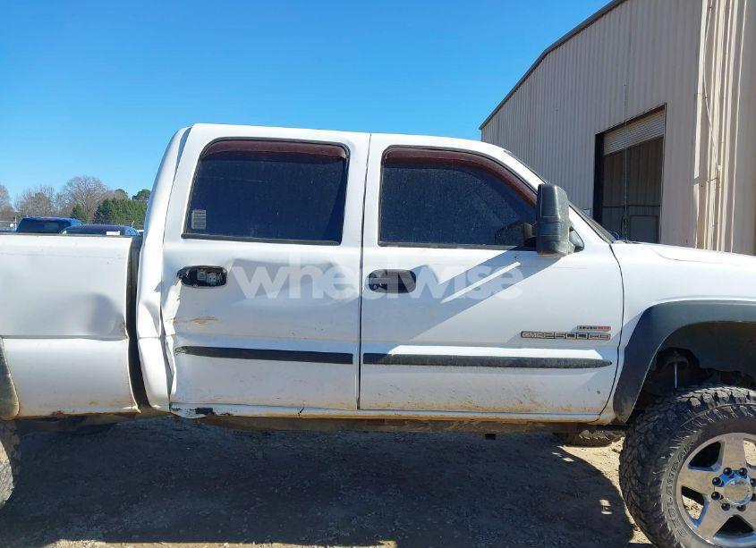 Photo 13 of 2004 Gmc Sierra 2500HD (VIN 1GTHK23164F154857)