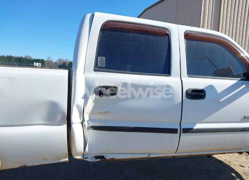 Photo 6 of 2004 Gmc Sierra 2500HD (VIN 1GTHK23164F154857)