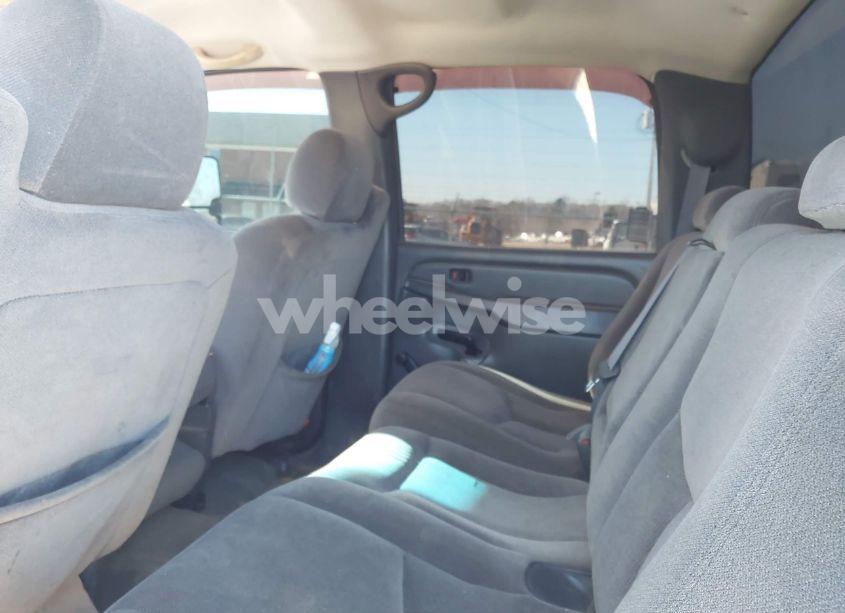 Photo 8 of 2004 Gmc Sierra 2500HD (VIN 1GTHK23164F154857)